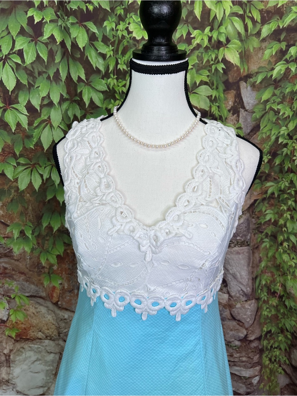 LILLY PULITZER Lace Topped Turquoise and White Sleeveless Tank Mini Dress, 0 - Picture 3 of 11
